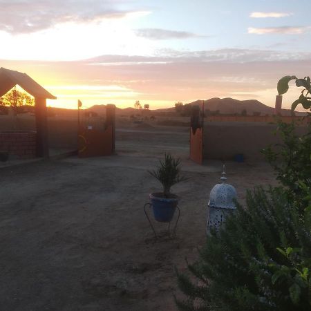 Maison Tamaright Merzouga Extérieur photo